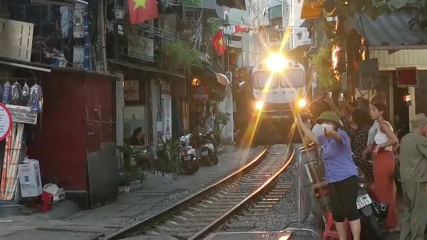 Slavná hanojská železniční ulička opět omezila vstup pro turisty